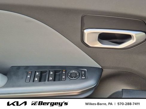 Certified 2025 Kia K4 FWD image 15