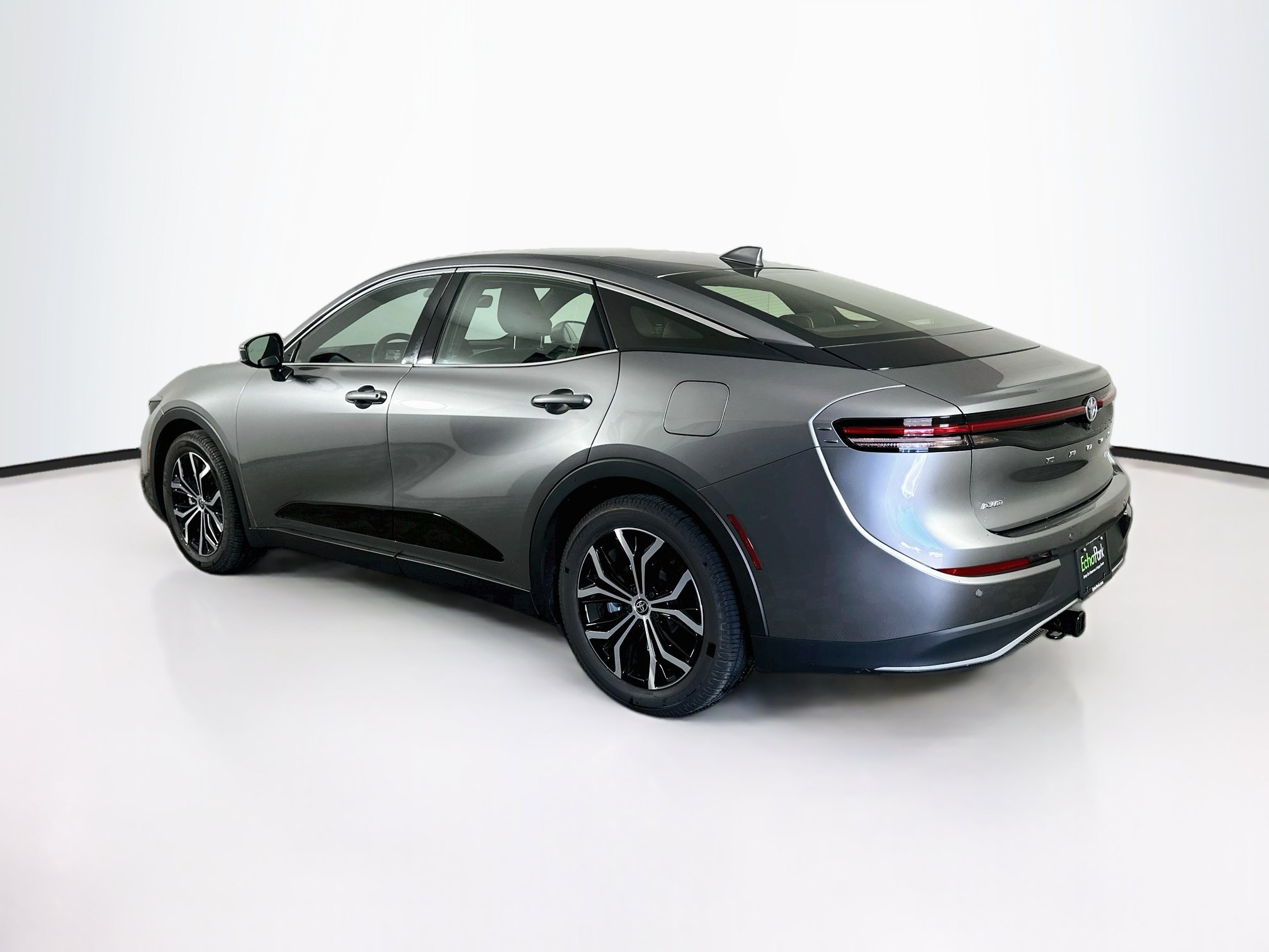 Used 2023 Toyota Crown AWD/4WD image 5