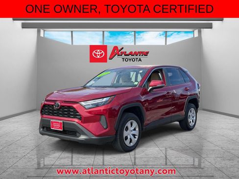 Certified 2023 Toyota RAV4 LE AWD/4WD image 4