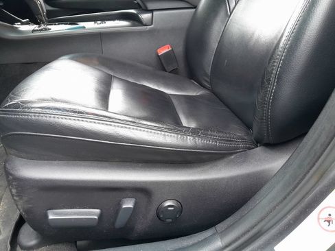 Used 2014 Toyota Avalon XLE Touring FWD image 13