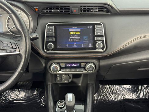 Used 2020 Nissan Kicks SR w/ SR Premium Package image 20