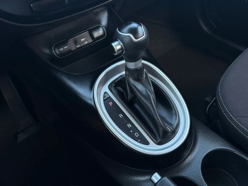 Used 2019 Kia Soul w/ Convenience Package FWD image 24