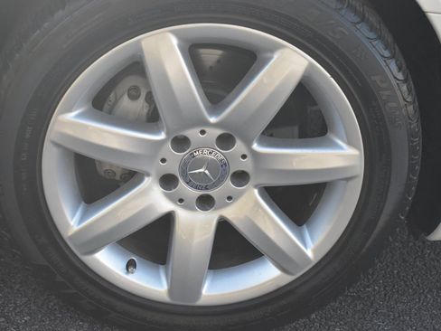 Used 2004 Mercedes-Benz SL 500 w/ Comfort Pkg image 49