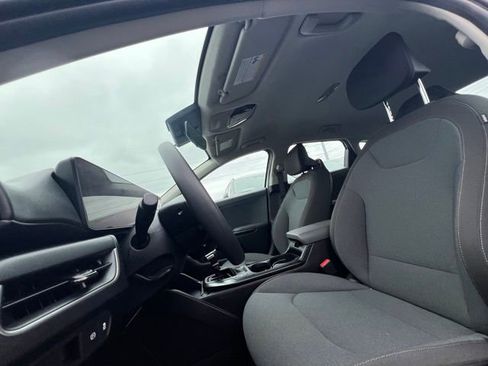 Certified 2025 Kia K4 FWD image 18