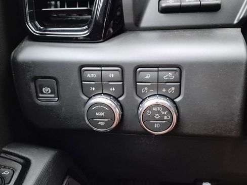 New 2026 GMC Sierra 1500 AT4X AWD/4WD image 16