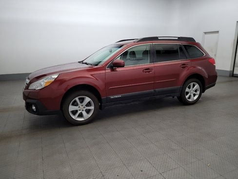 Used 2014 Subaru Outback 2.5i Premium image 2