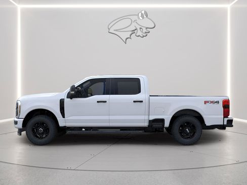 New 2026 Ford F250 XL image 3