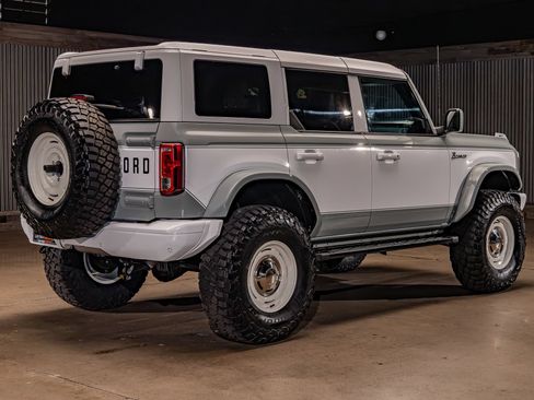 Used 2023 Ford Bronco Heritage Edition AWD/4WD image 10