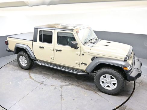 Used 2020 Jeep Gladiator Sport w/ Quick Order Package 24S image 37