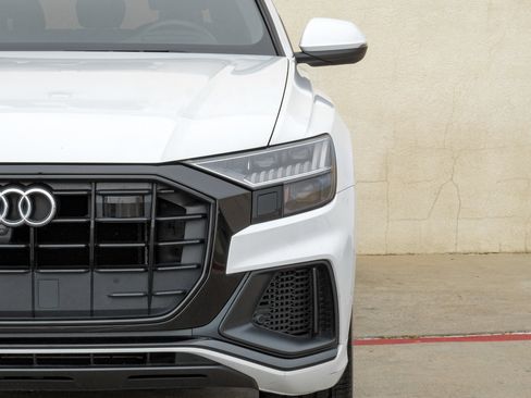 Used 2019 Audi Q8 Prestige AWD/4WD image 50