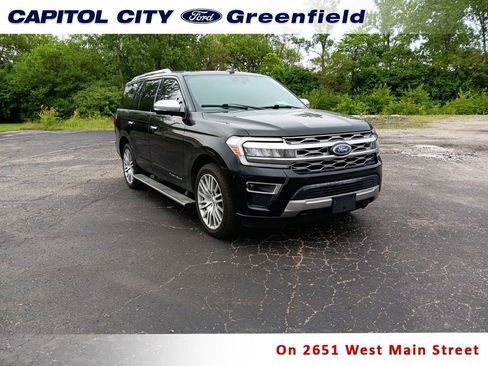 Used 2023 Ford Expedition Platinum AWD/4WD image 1
