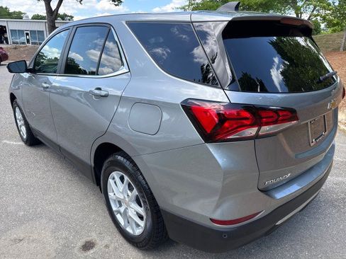 Used 2024 Chevrolet Equinox LT FWD image 5