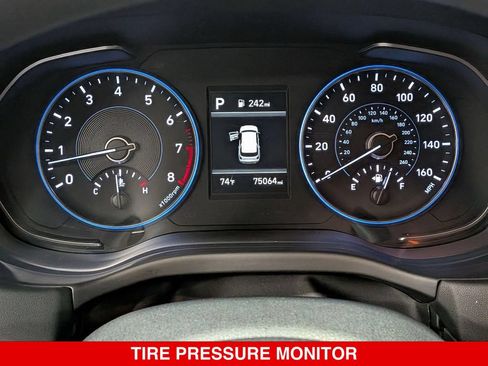 Used 2021 Hyundai Palisade SE AWD/4WD image 19