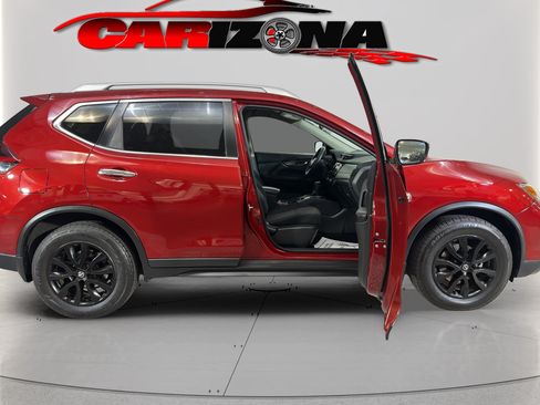 Used 2018 Nissan Rogue SV FWD image 14