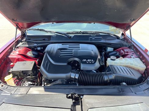 Used 2021 Dodge Challenger SXT w/ Blacktop Package image 28