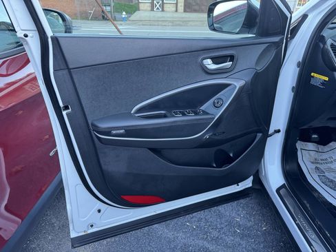 Used 2013 Hyundai Santa Fe Sport 2.0T w/ Technology Pkg image 13