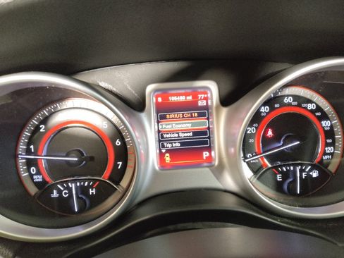 Used 2018 Dodge Journey SE w/ Popular Equipment Group FWD image 23