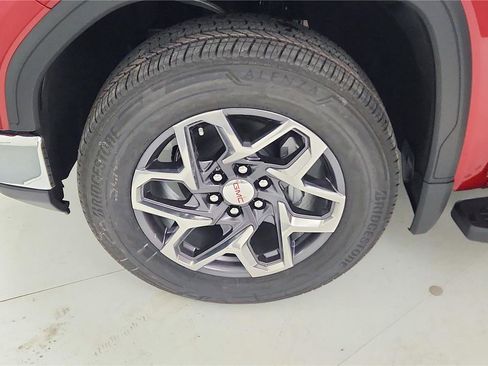 New 2026 GMC Sierra 1500 SLT w/ SLT Premium Package image 16