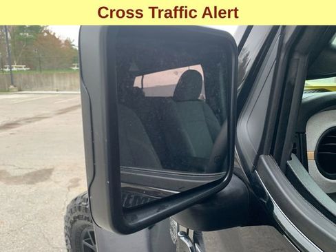 Used 2024 Jeep Wrangler Sport AWD/4WD image 8