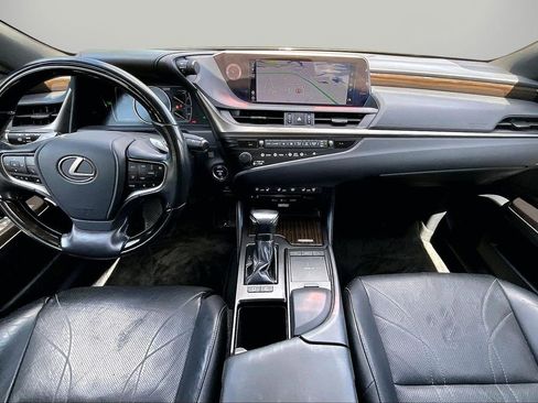 Used 2019 Lexus ES 300h w/ Accessory Package 2 FWD image 15