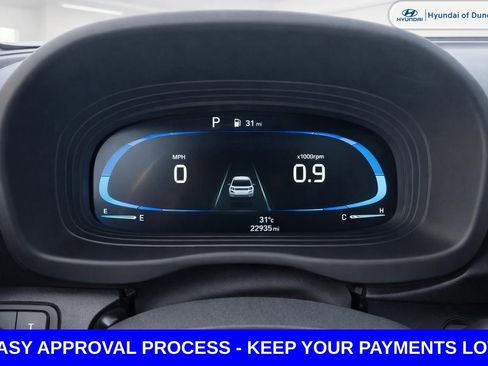 Used 2025 Hyundai Venue SEL FWD image 12