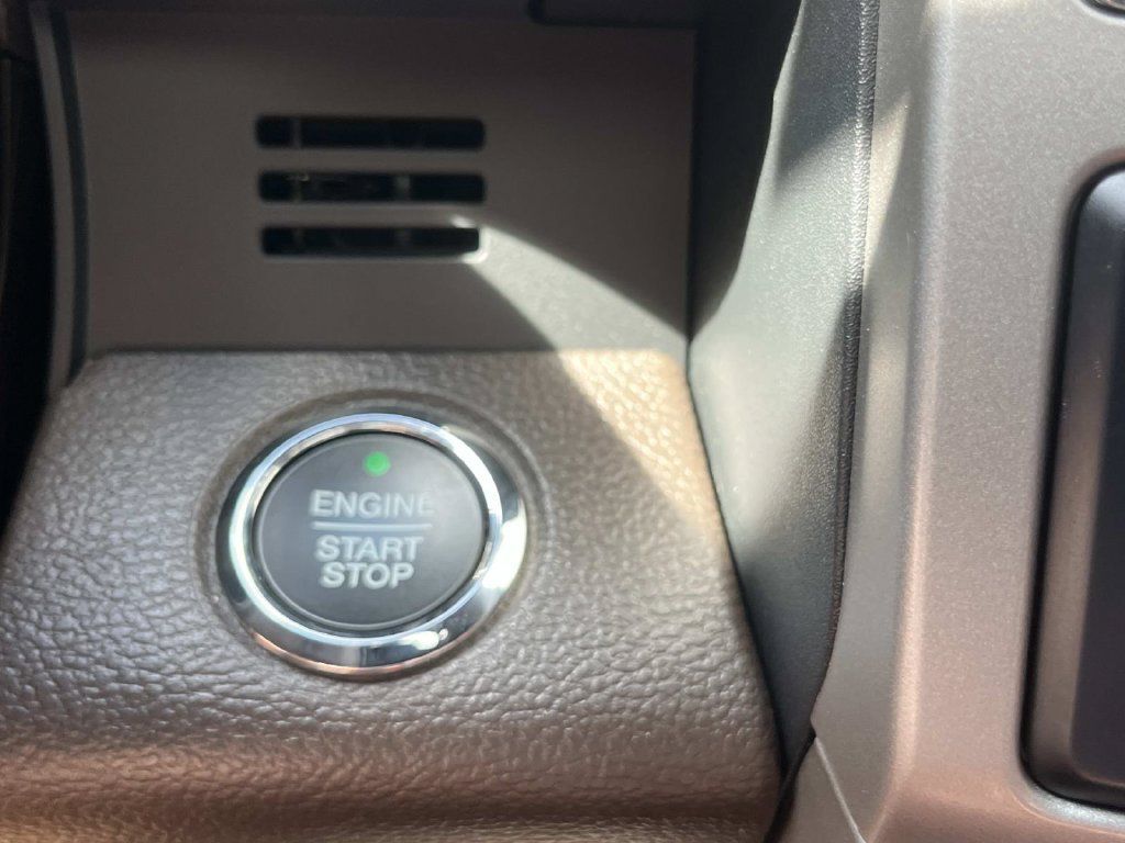 Used 2022 Ford F350 King Ranch w/ King Ranch Ultimate Package AWD/4WD image 44