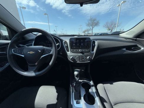Used 2024 Chevrolet Malibu LT image 15