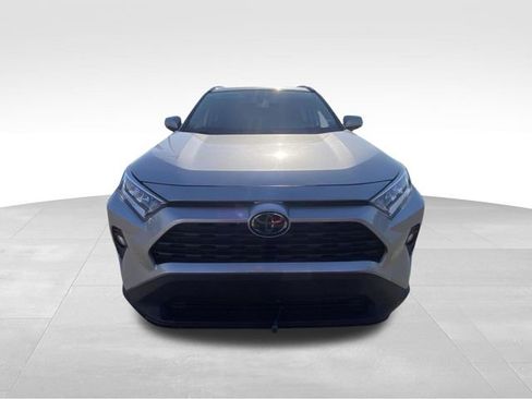 Used 2020 Toyota RAV4 XLE FWD image 15