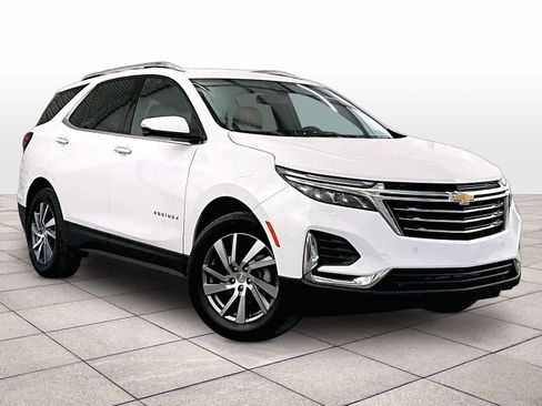 Used 2023 Chevrolet Equinox Premier AWD/4WD image 2
