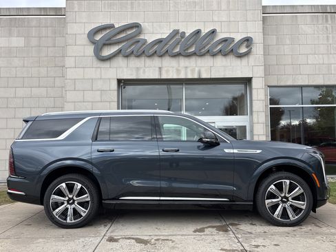 New 2026 Cadillac Escalade IQL Luxury image 3