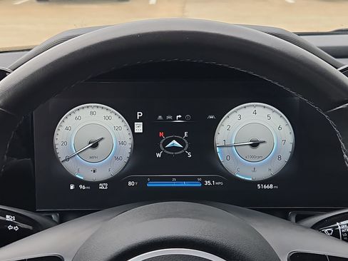 Used 2025 Hyundai Elantra Limited FWD image 22