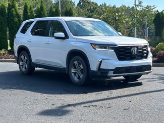 Used 2023 Honda Pilot EX-L video 2