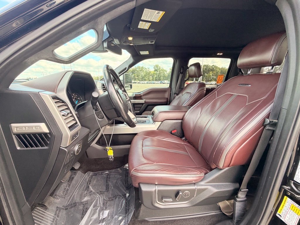 Used 2017 Ford F150 Platinum w/ Equipment Group 701A Luxury AWD/4WD image 14