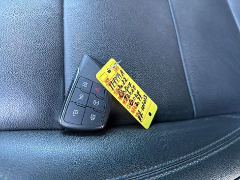 Used 2022 Chevrolet Tahoe Z71 w/ Z71 Off-Road Package image 34