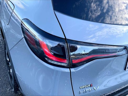 Used 2024 Honda HR-V Sport image 27