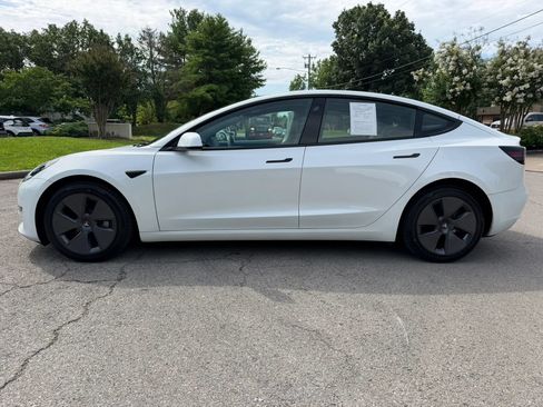 Used 2023 Tesla Model 3 Standard Range RWD image 7