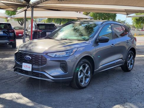 Used 2024 Ford Escape ST-Line image 8