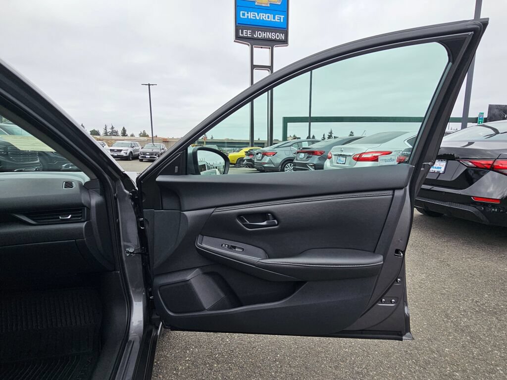 Used 2025 Nissan Sentra S FWD image 66
