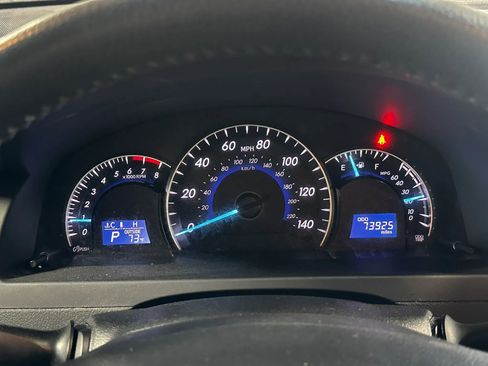 Used 2012 Toyota Camry XLE w/ Leather Pkg FWD image 23