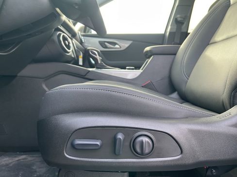 New 2025 Chevrolet Blazer LT w/ Sound & Technology Package image 10