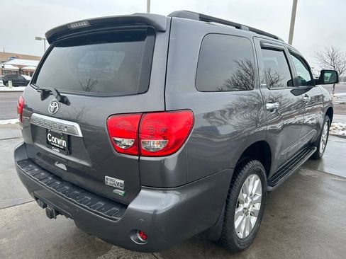 Used 2015 Toyota Sequoia Platinum image 7