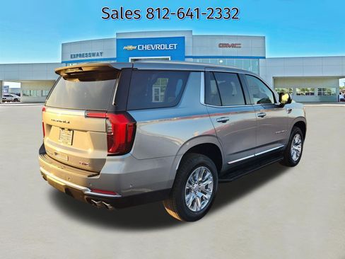 Used 2025 GMC Yukon Denali image 5