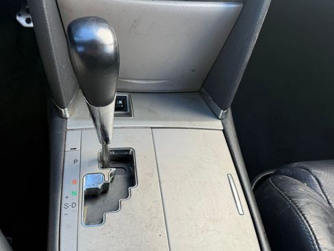 Used 2011 Toyota Camry SE image 17