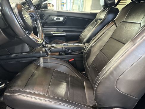 Used 2021 Ford Mustang GT Premium w/ Equipment Group 401A image 11