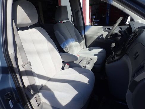 Used 2008 Kia Sedona LX FWD image 29