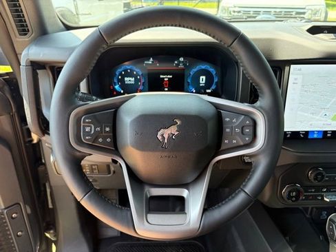 New 2025 Ford Bronco Badlands image 18