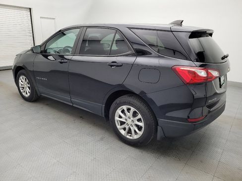 Used 2020 Chevrolet Equinox LS w/ LS Convenience Package image 3