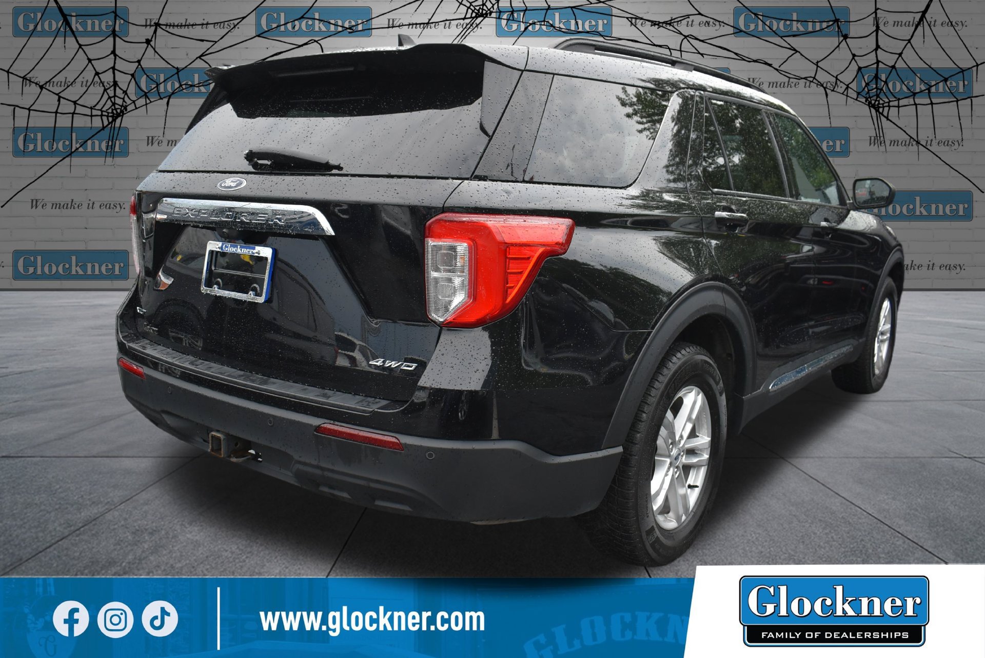 Used 2023 Ford Explorer XLT w/ Class IV Trailer Tow Package AWD/4WD image 6