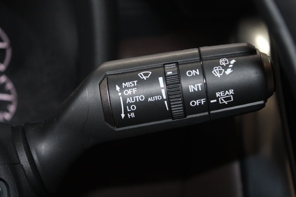 Used 2024 Lexus LX 600 4WD w/ Luxury Package image 43