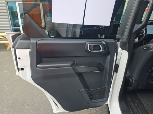 Used 2025 Ford Bronco Badlands AWD/4WD image 28